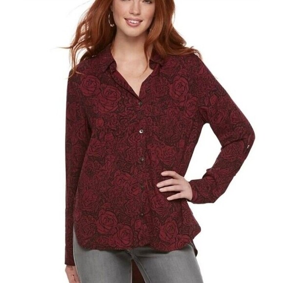 Rock & Republic Women's S Deep Red Rose Print Button Up Fall Casual Blouse - Picture 1 of 9